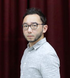 App_headshot_1581916334-Yu Araki_portrait_s.jpg